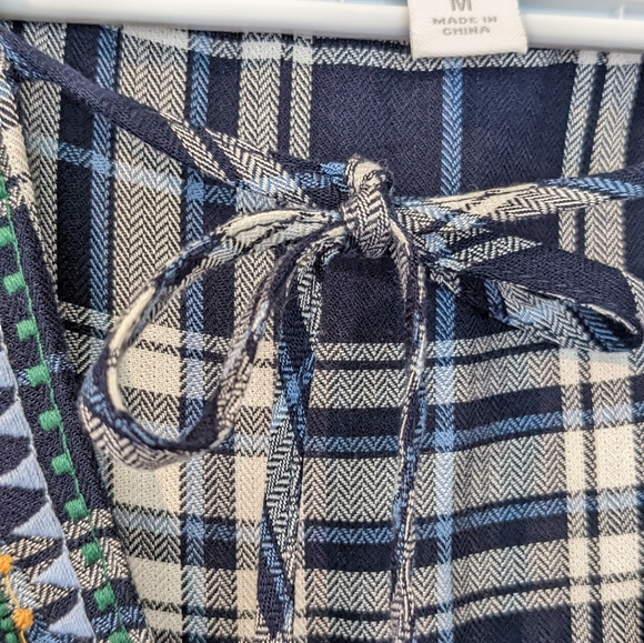 Westport Plaid Midi Dress Embroidered Floral - Picture 9 of 14
